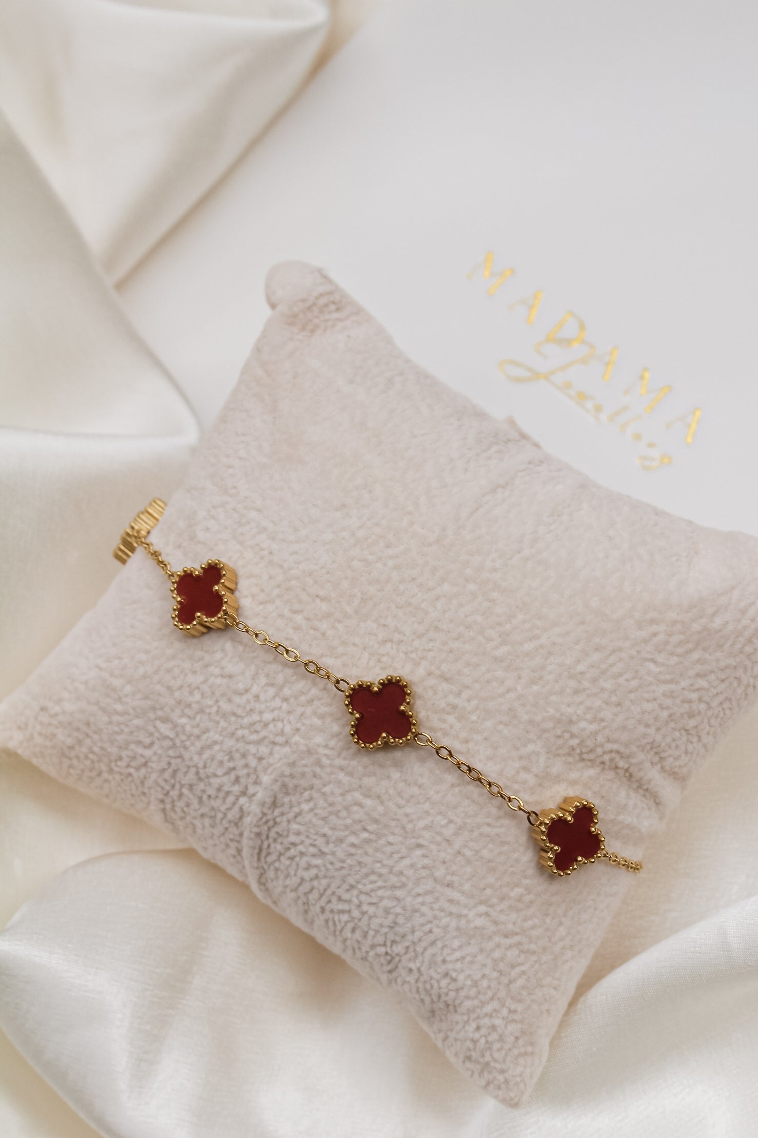 CLOVER LOVER | 9mm Burgundy Bracelet