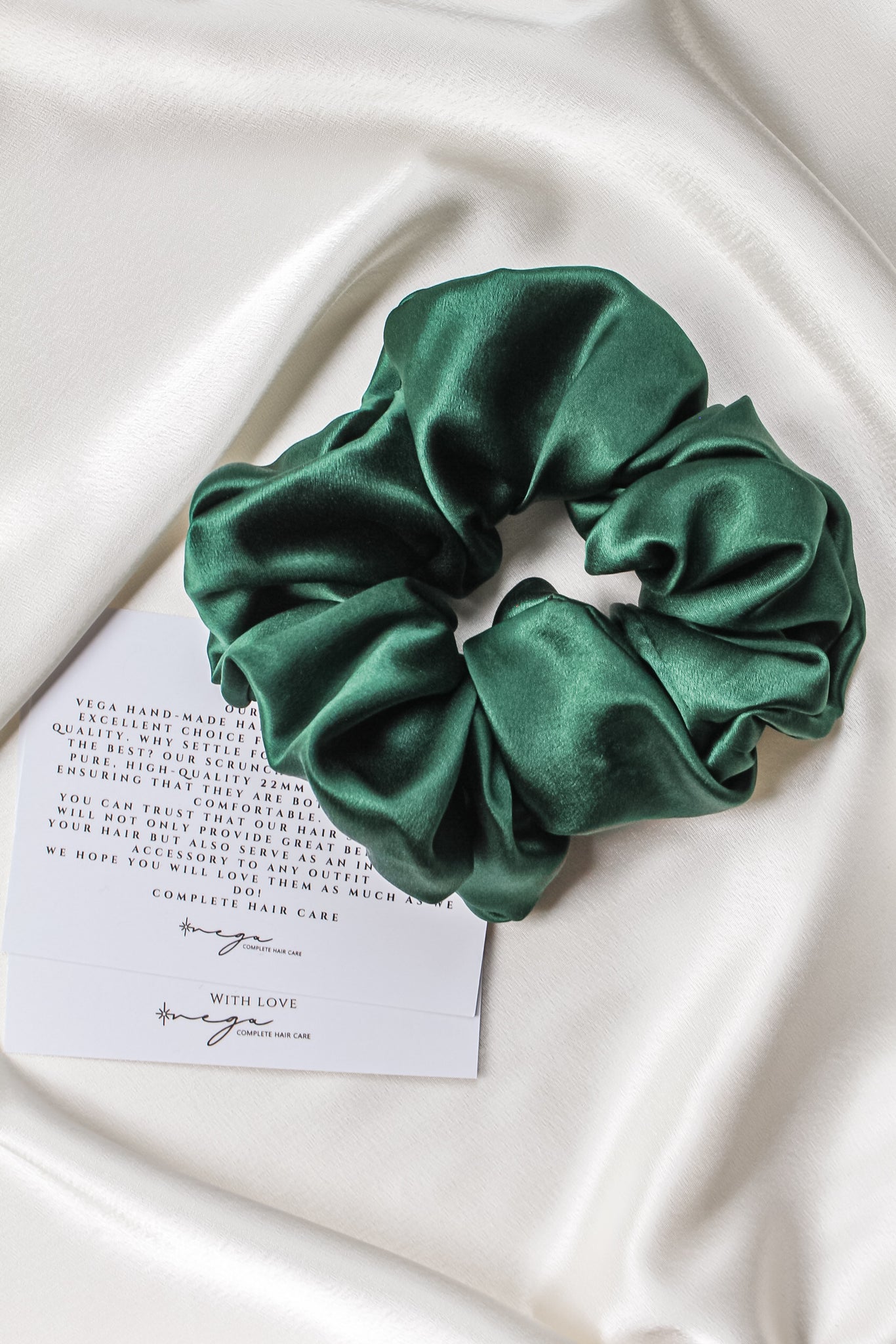 FOREST GREEN | 100% Mulberry Silk scrunchie