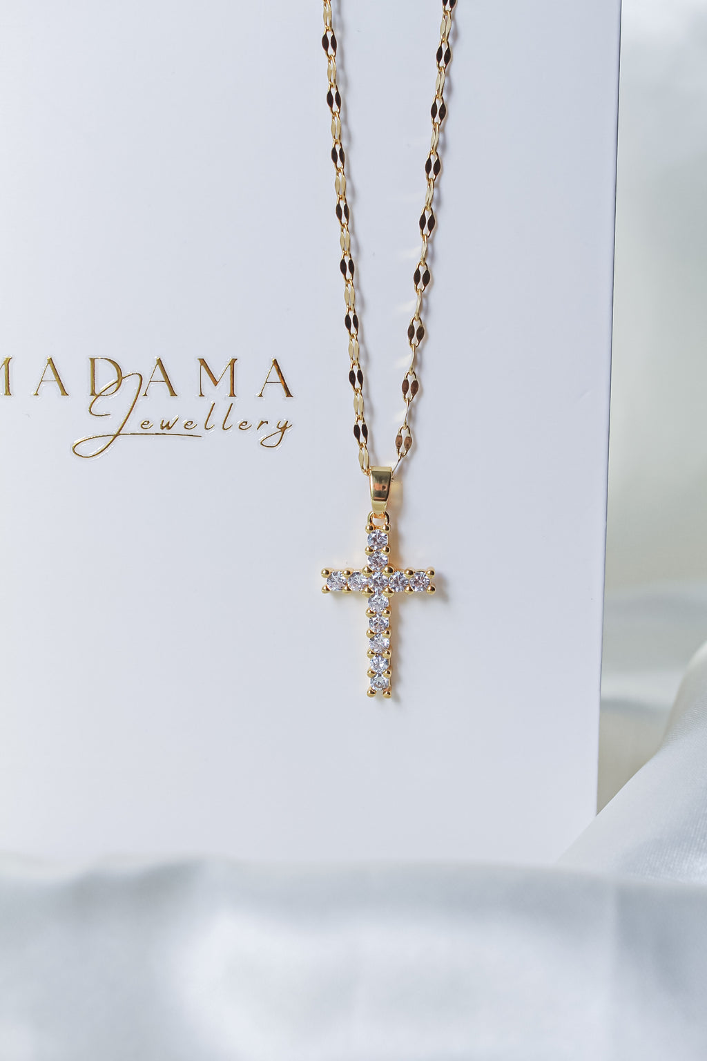 DALINA | Cross necklace