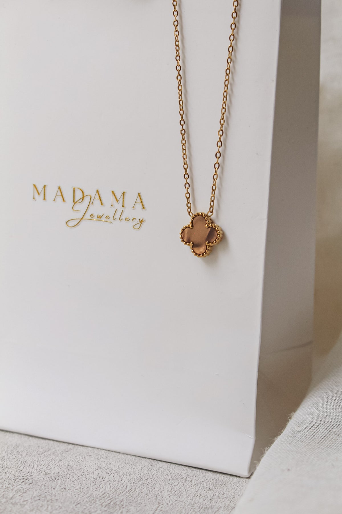 CLOVER LOVER | necklace