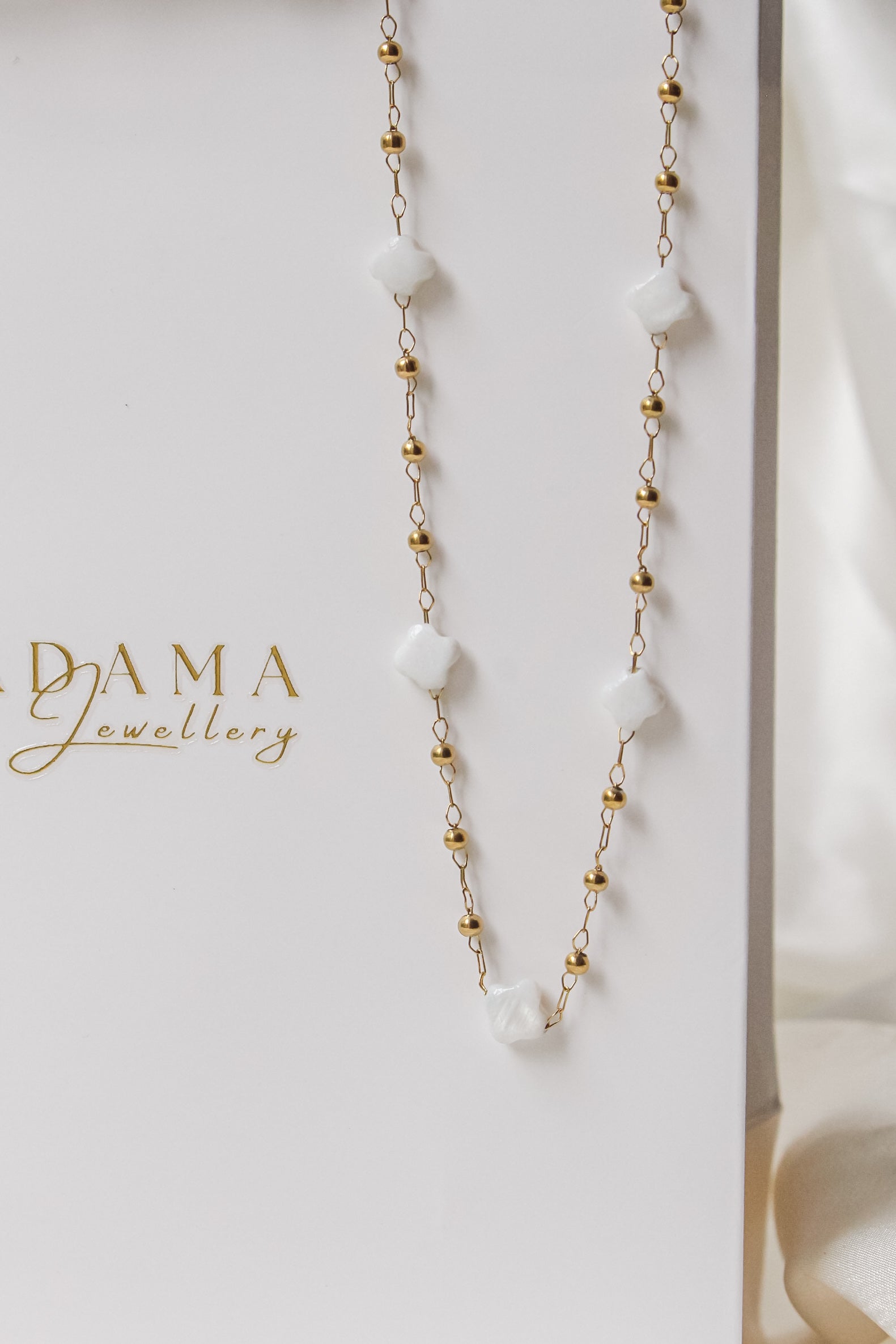 ANNA | Clover detailed necklace