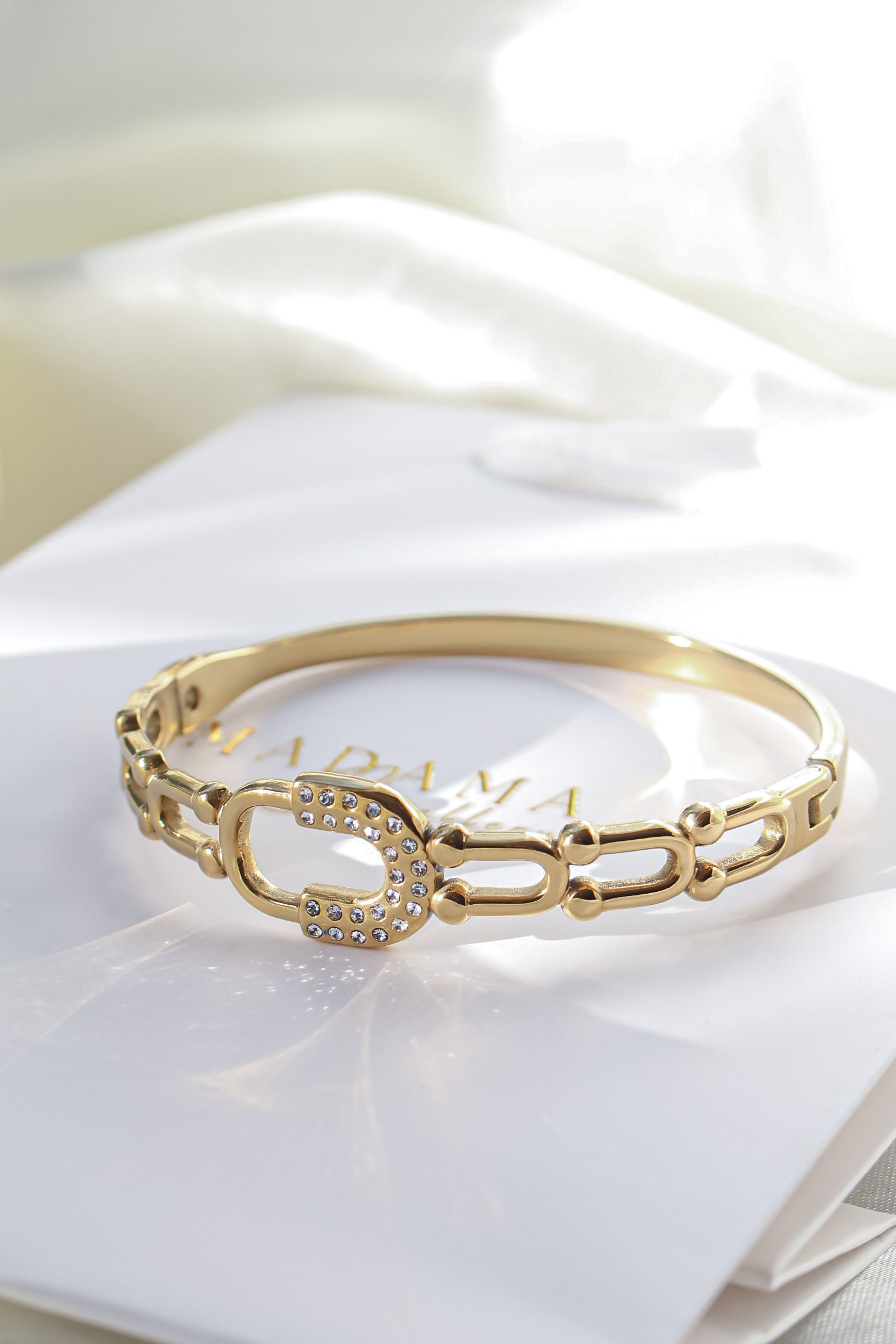 BONNIE | Bangle