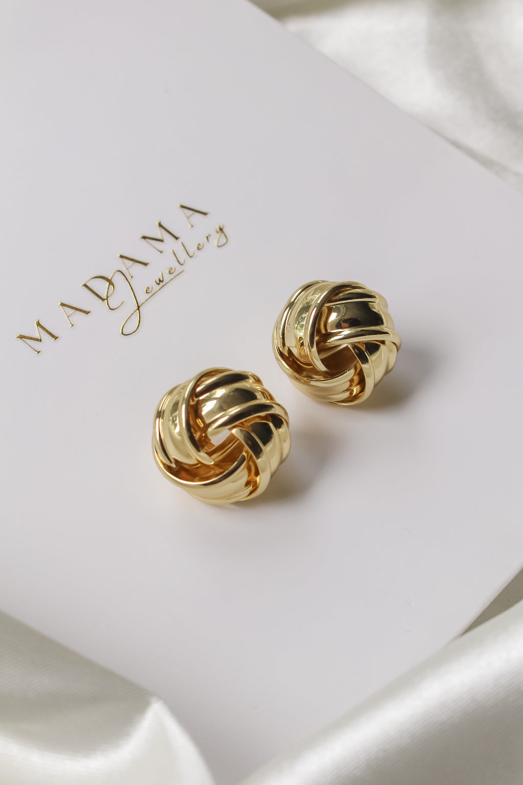 LEJA | Statment Studs