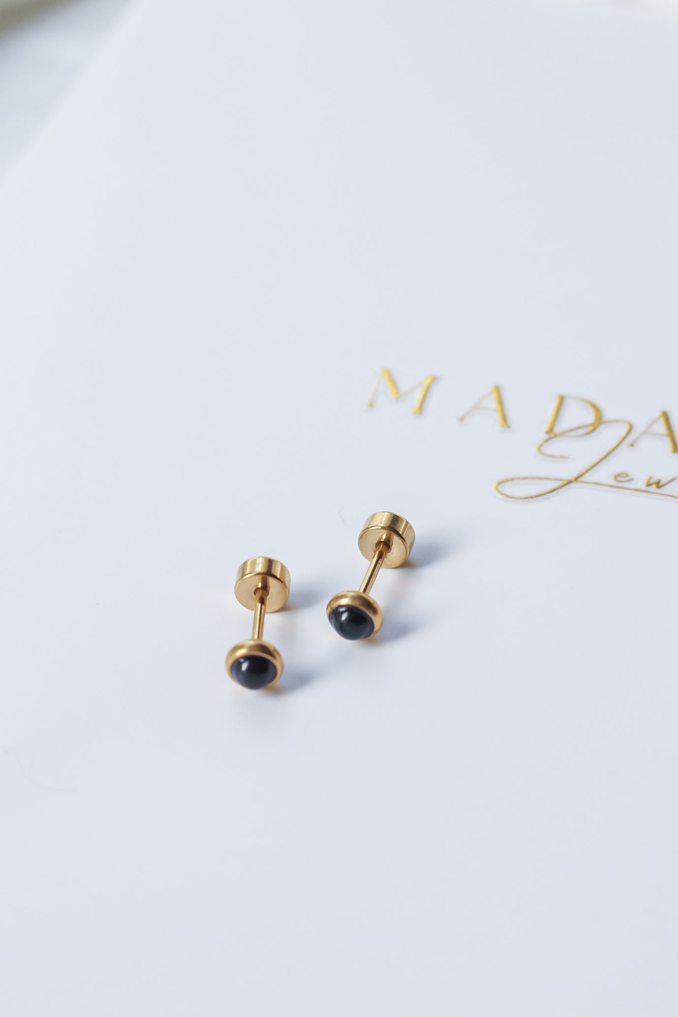HELIX Flat screw earrings