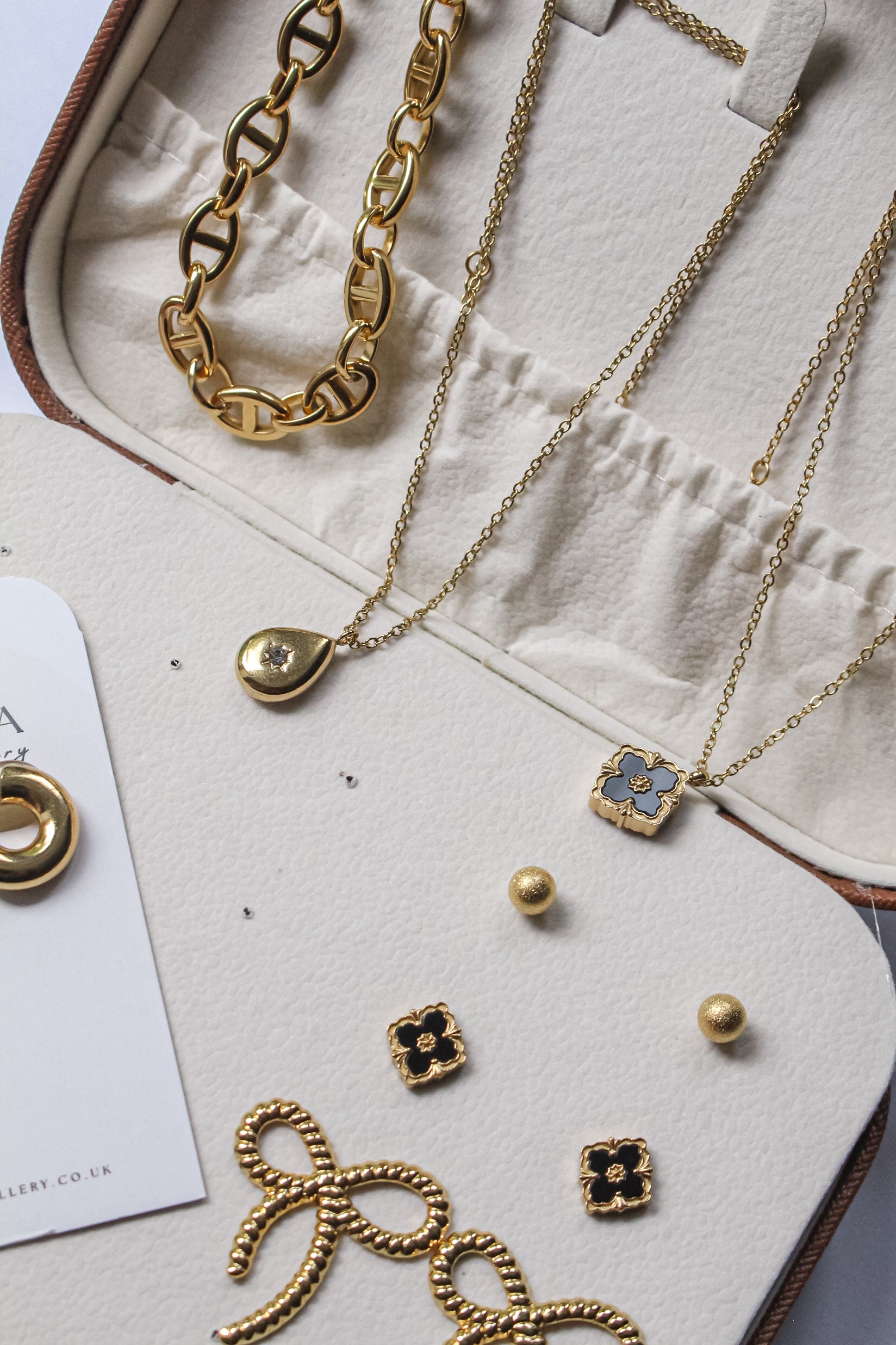 Luxury Jewellery Box 🤎