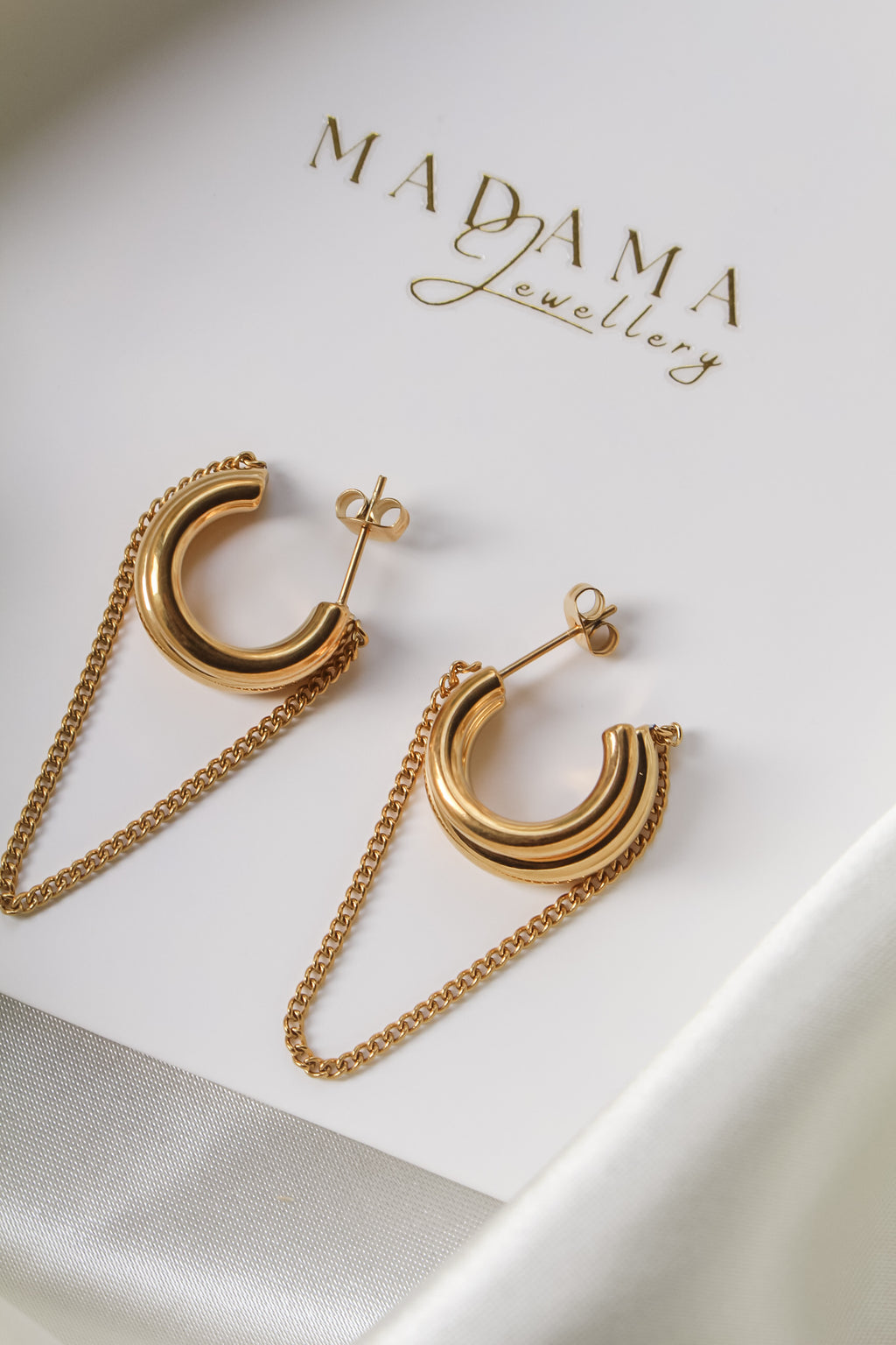 ARIELLA | Hoop earrings