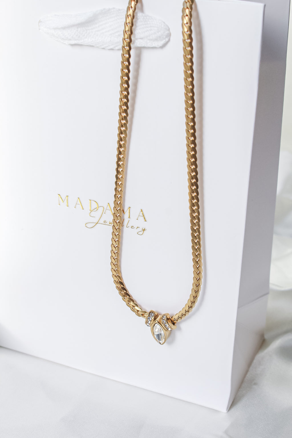 MADONA | Necklace