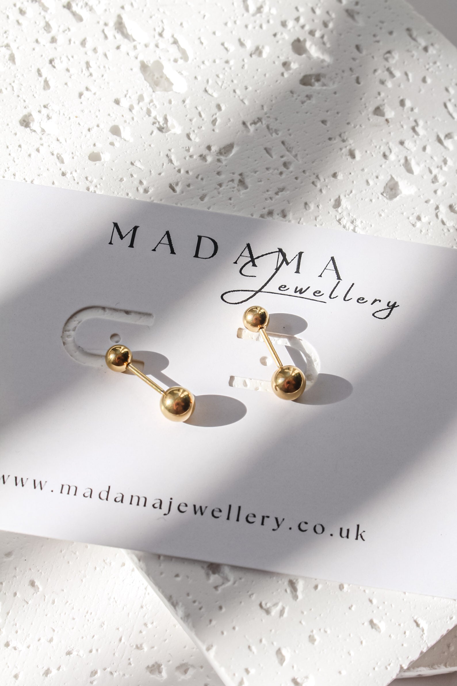 GOLDIE | Screw end earrings