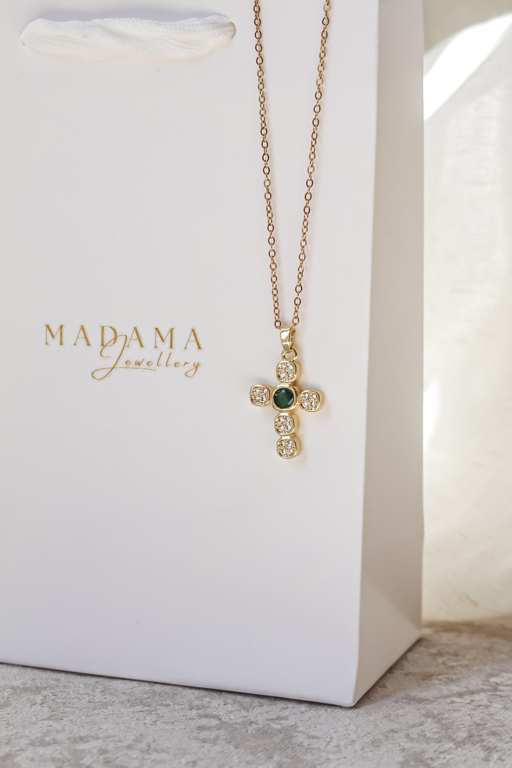 CROSS | Necklace