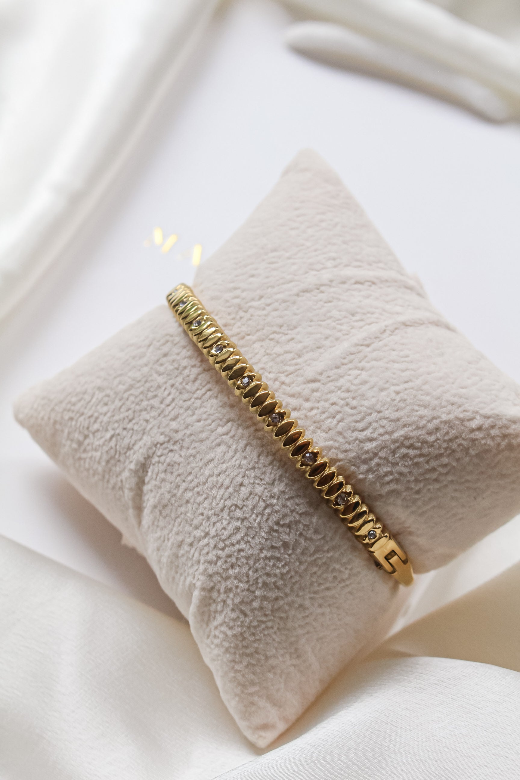ALEXA | Bangle