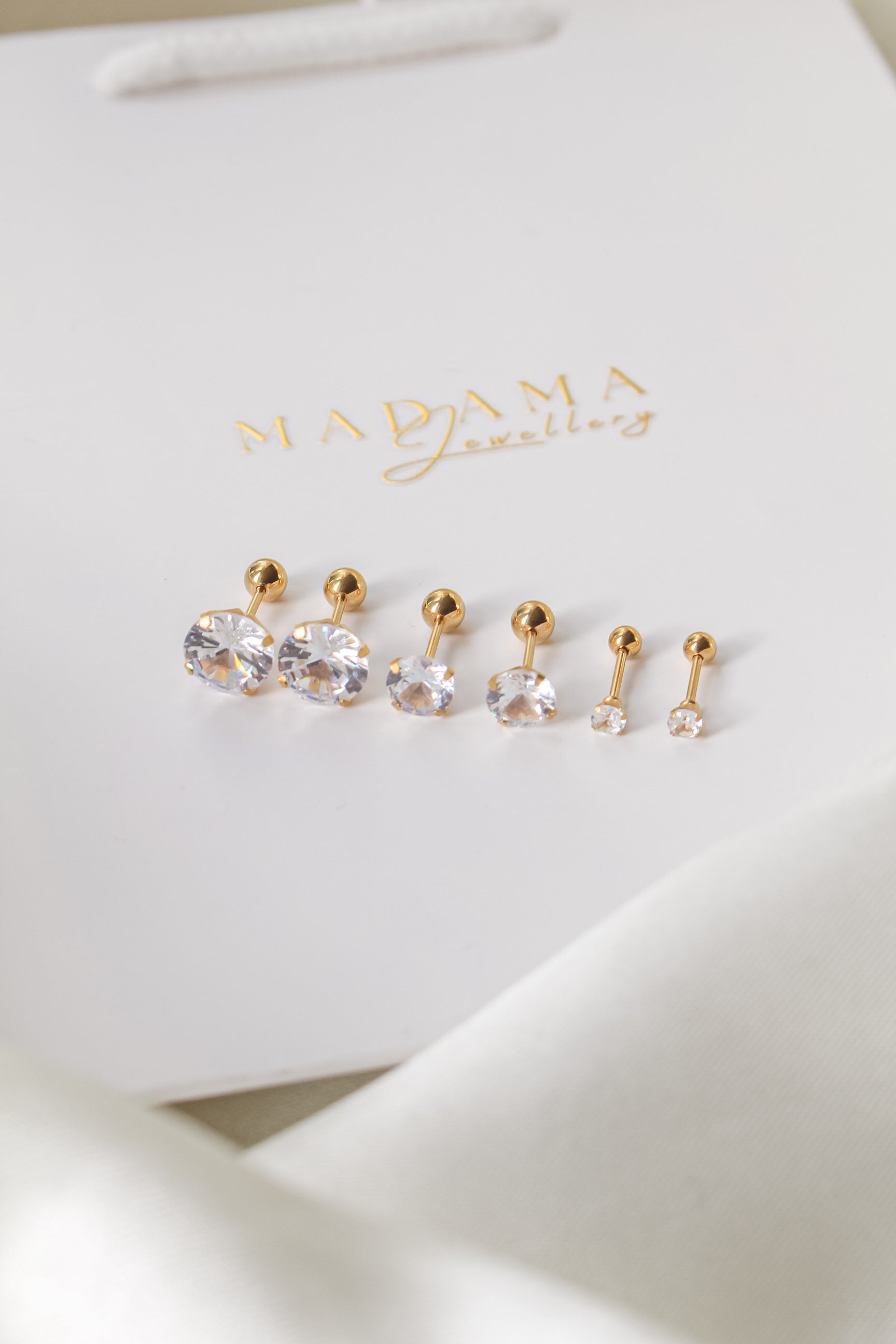 KRISTALĖ | Screw earrings