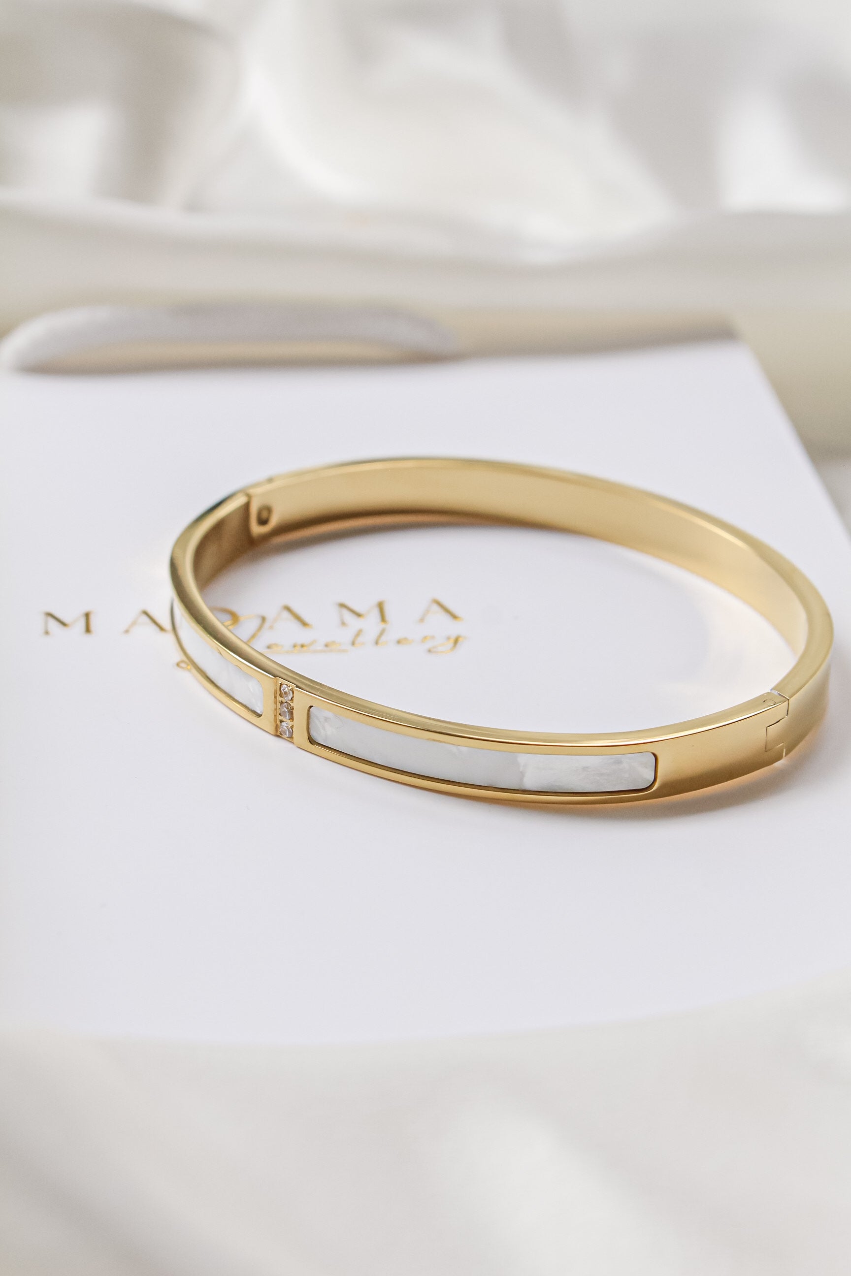 SAMANTHA | Bangle