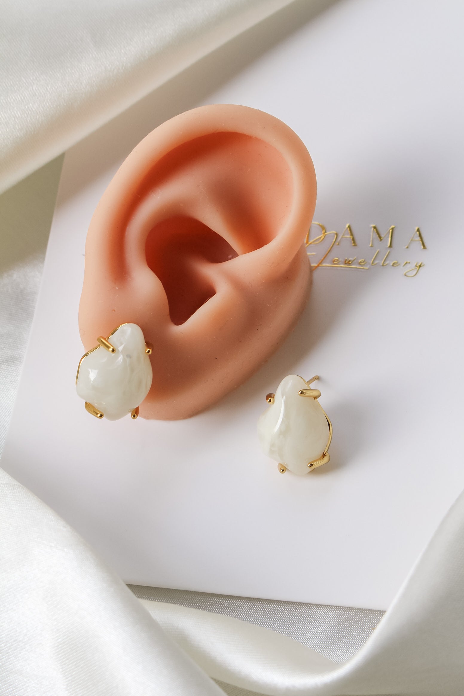 LUNA | Earrings