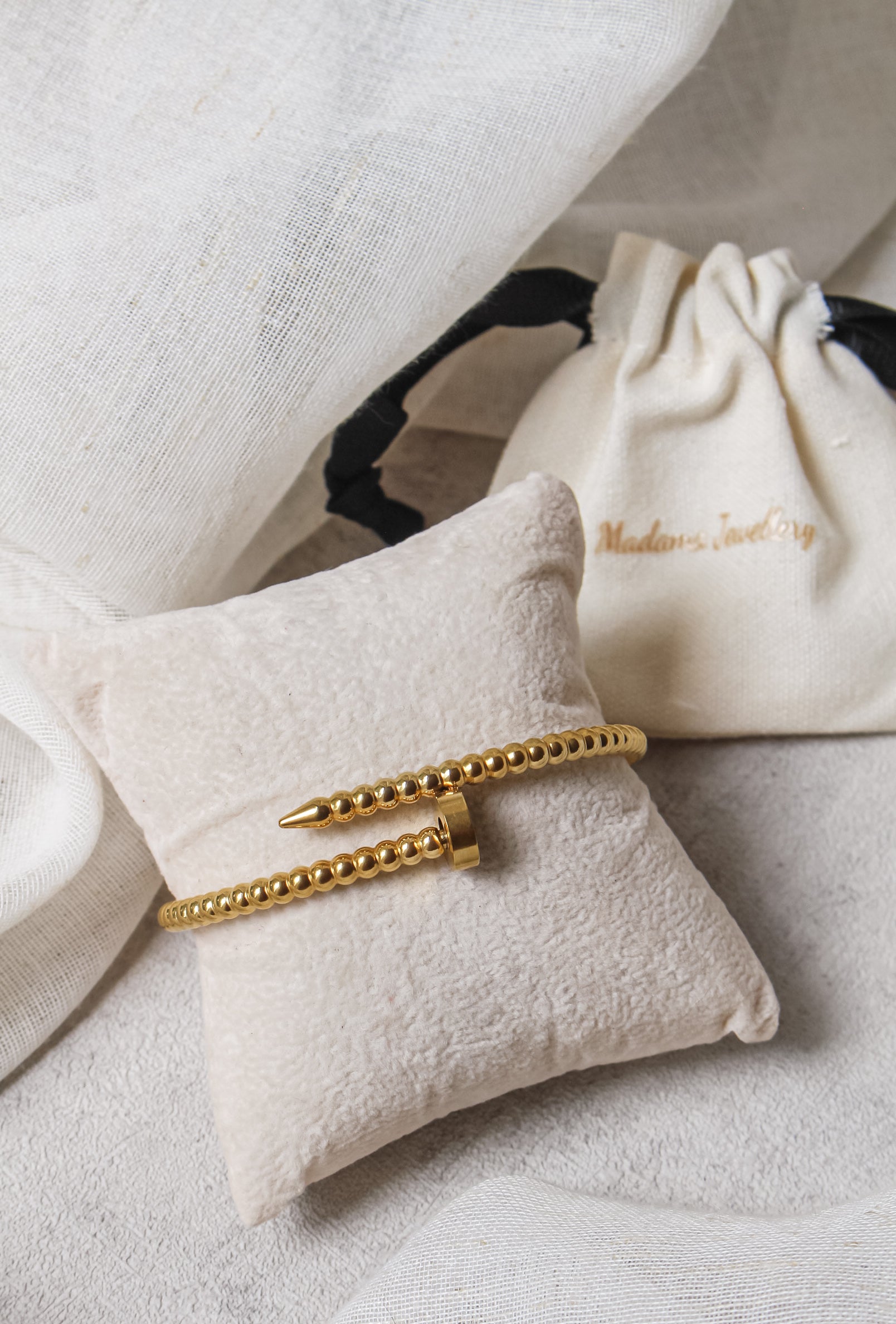 BUBBLE | Bangle
