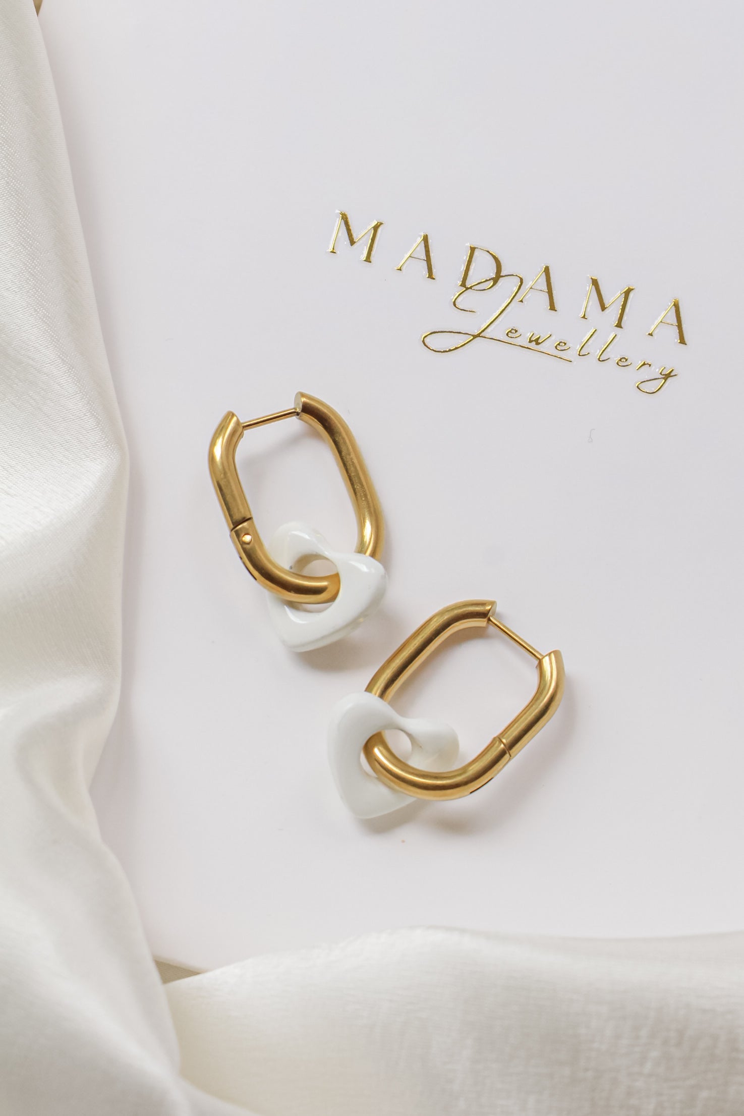 JULIA | Hoops