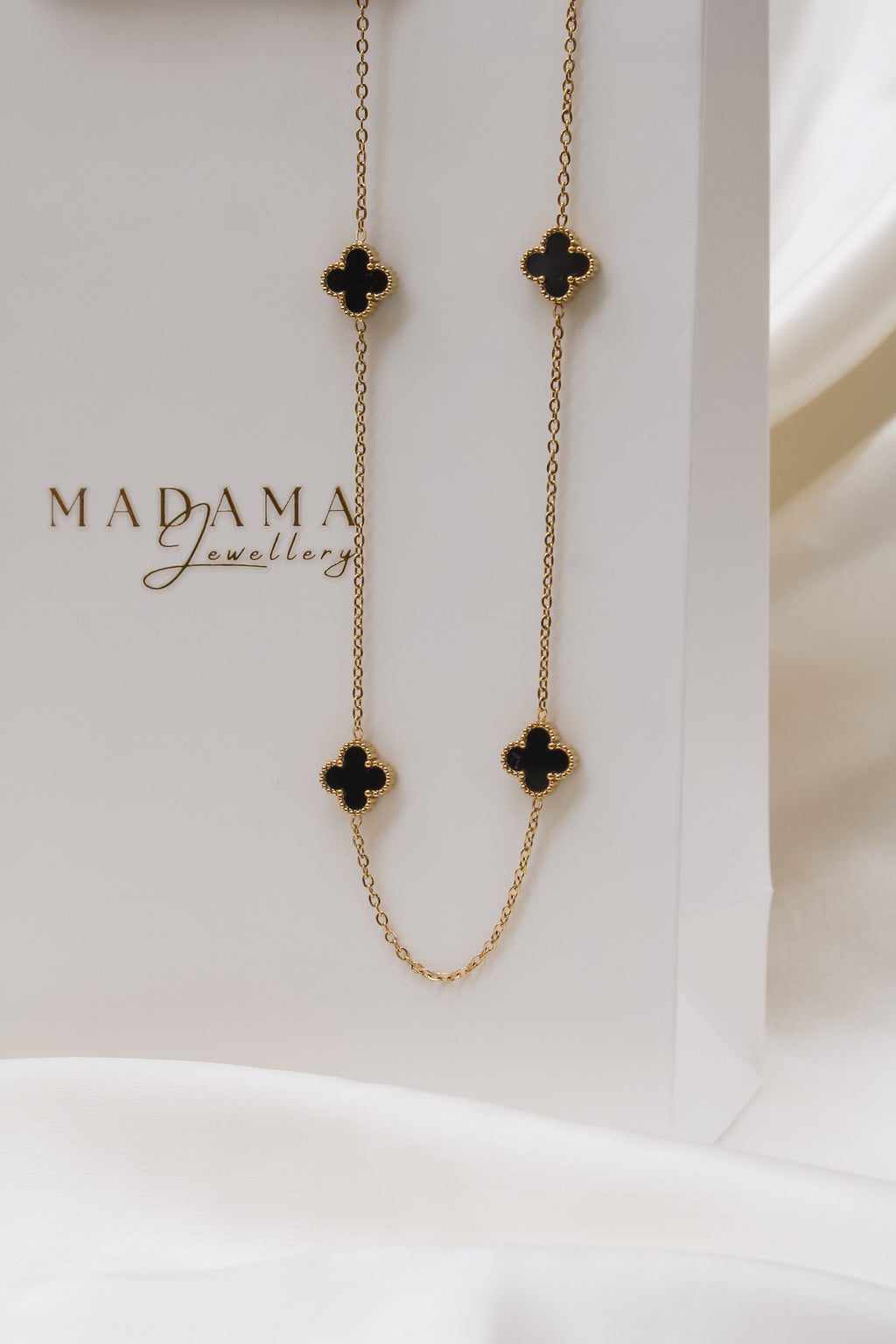 CLOVER LOVER | 5 clover Necklace