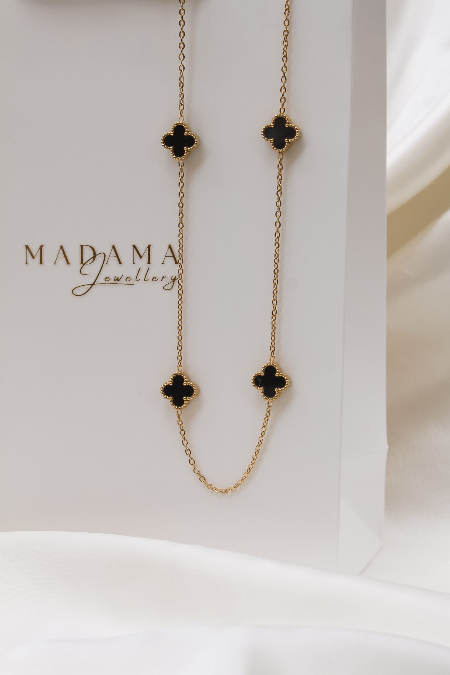 CLOVER LOVER | 5 clover Necklace