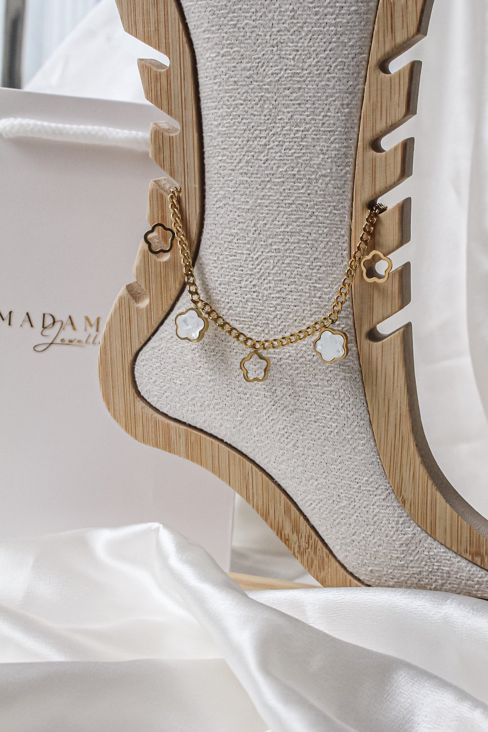 CLAIRE | Anklet