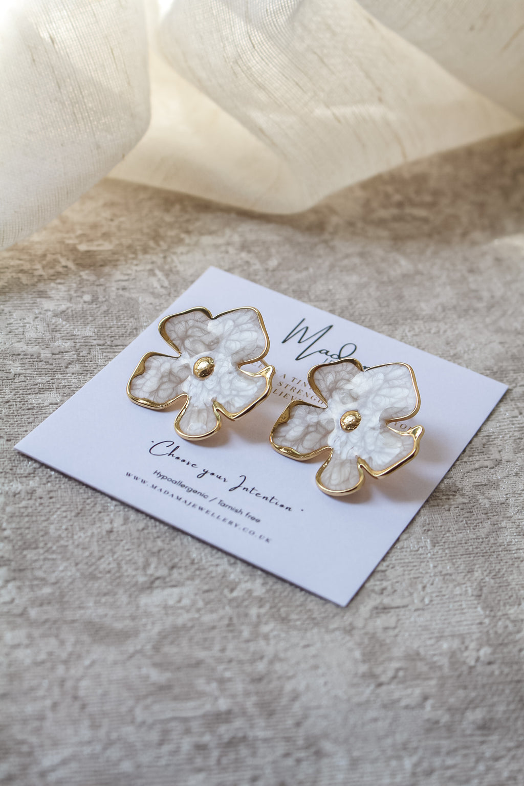 BLOOM | Cream earrings