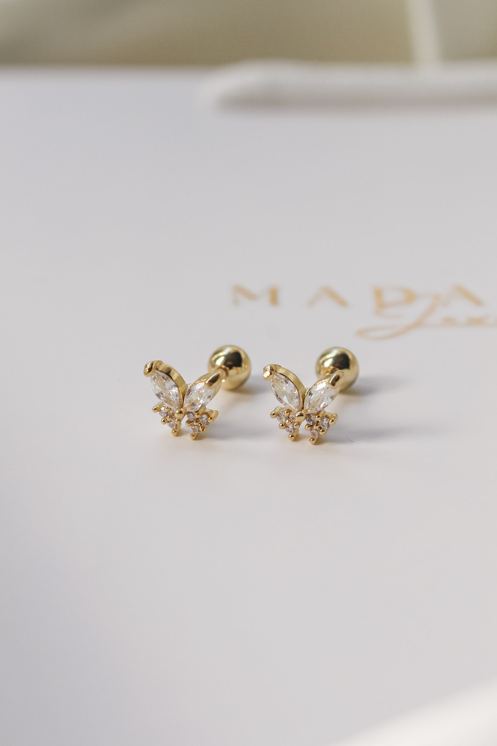 BUTTERFLY | Screw earrings