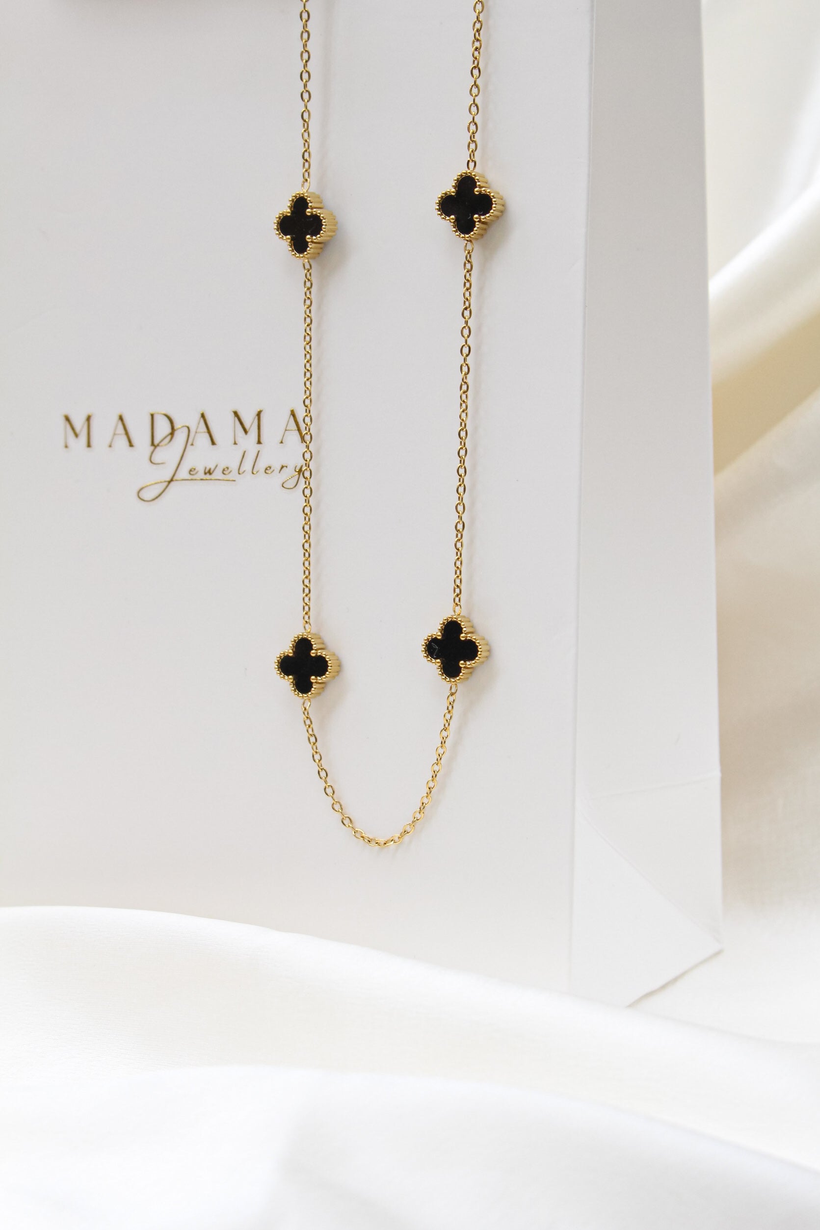 CLOVER LOVER | 5 clover Necklace