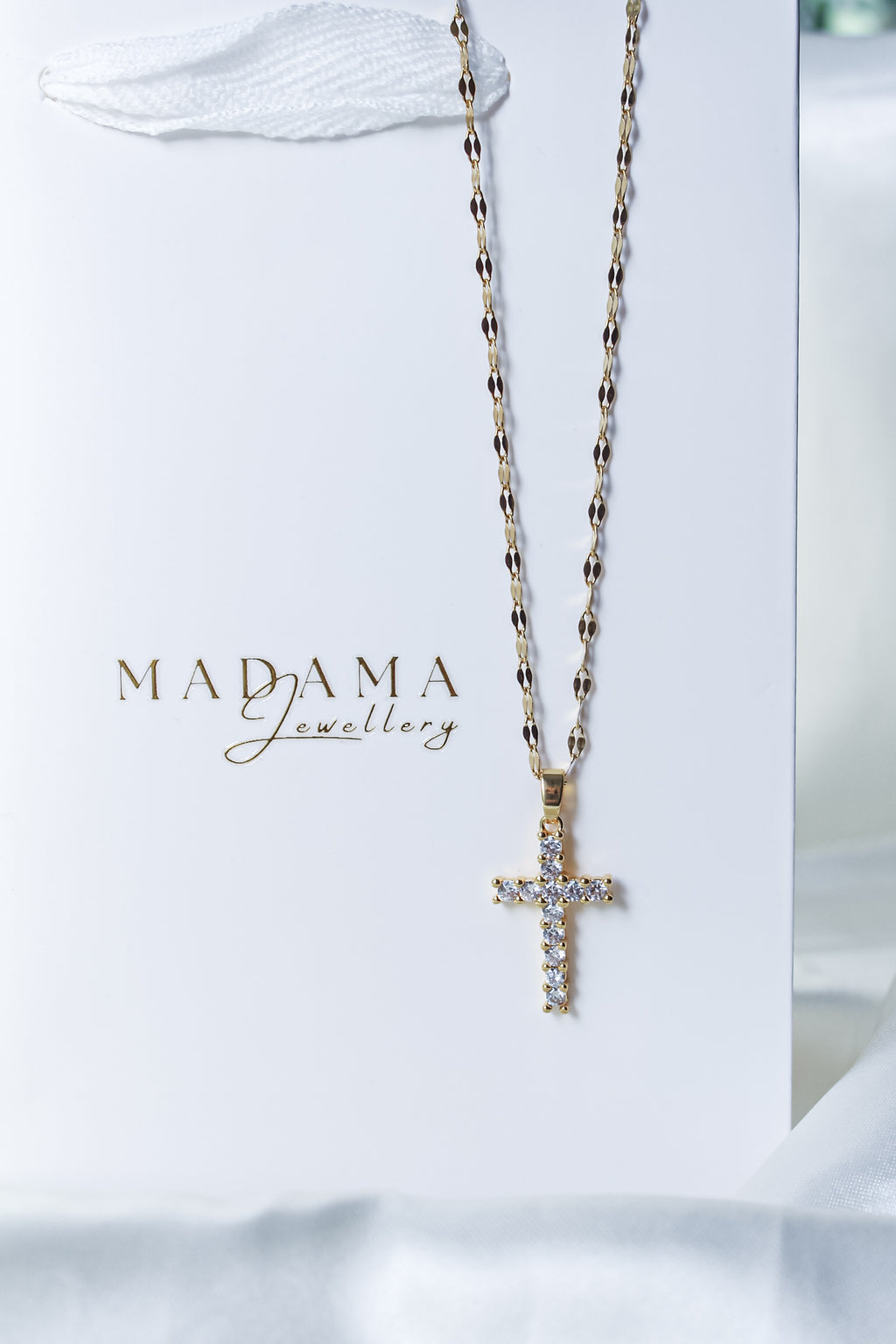 DALINA | Cross necklace
