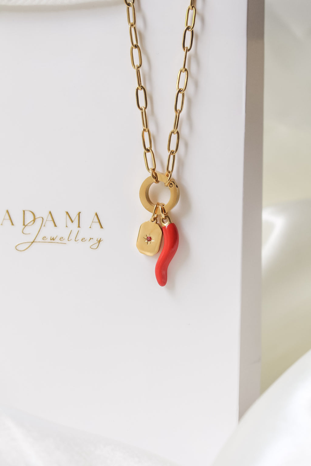 CHILLI | Pendant necklace