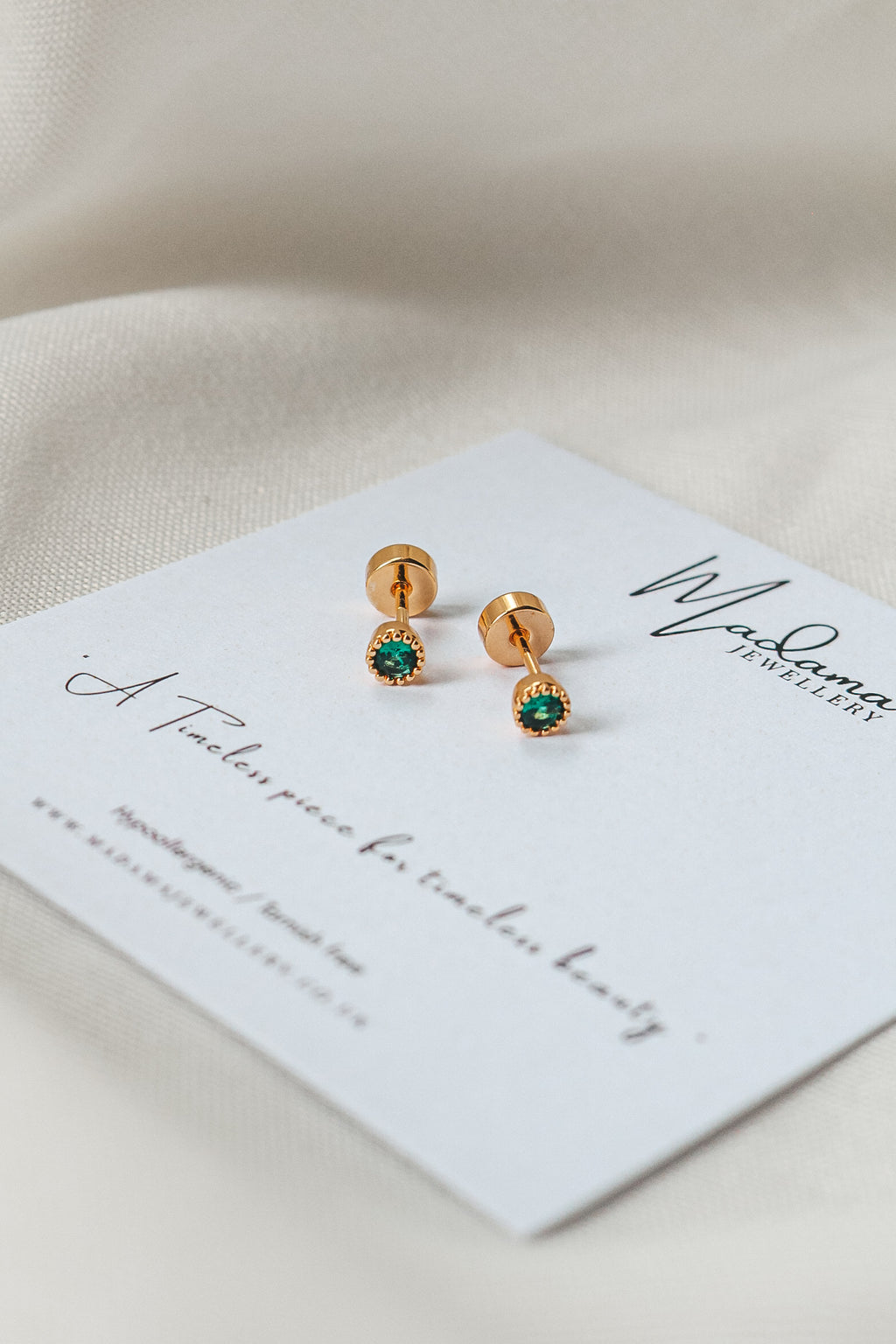 LUNA | Screw end Earrings