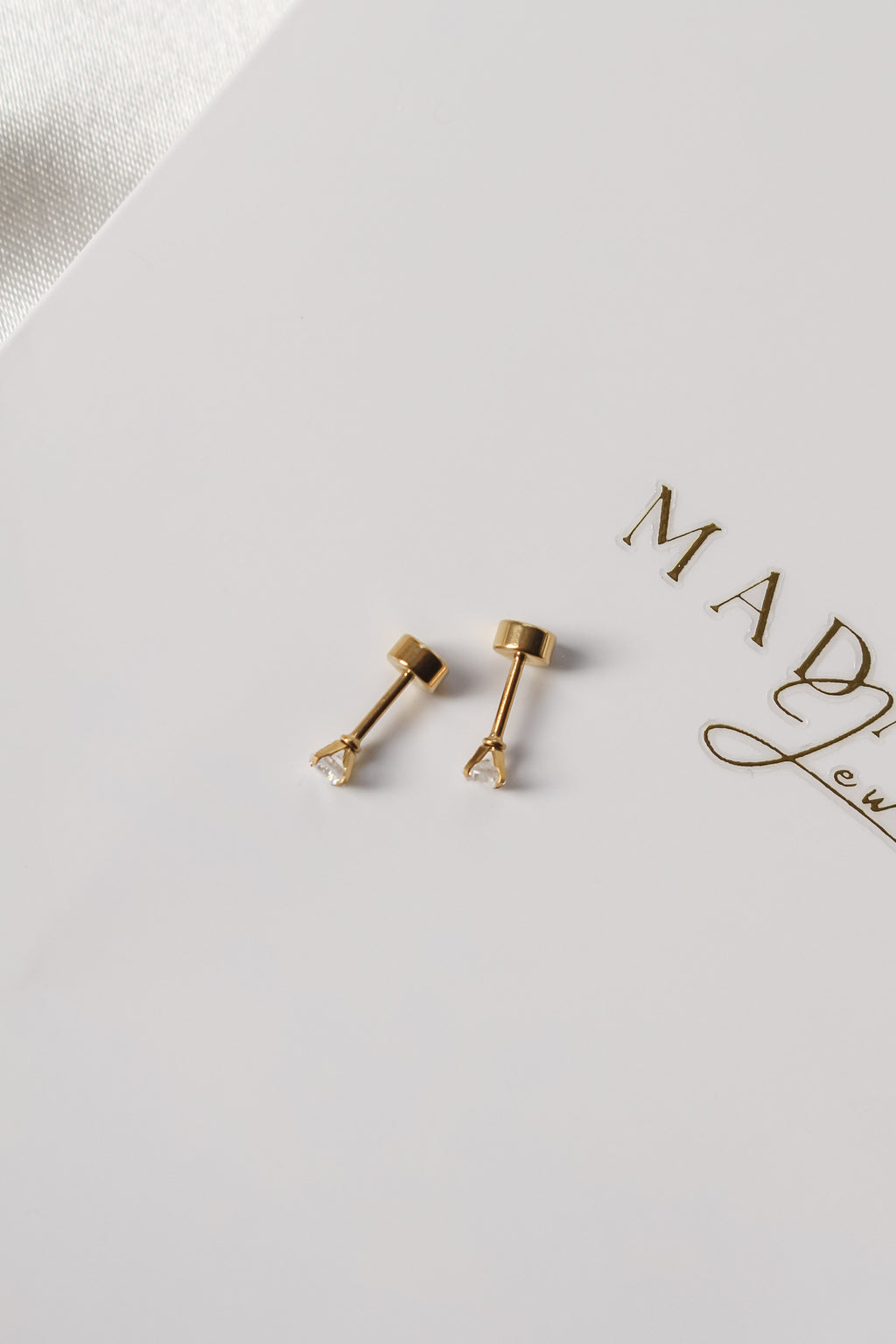 XXS HELIX Flat screw end Earrings
