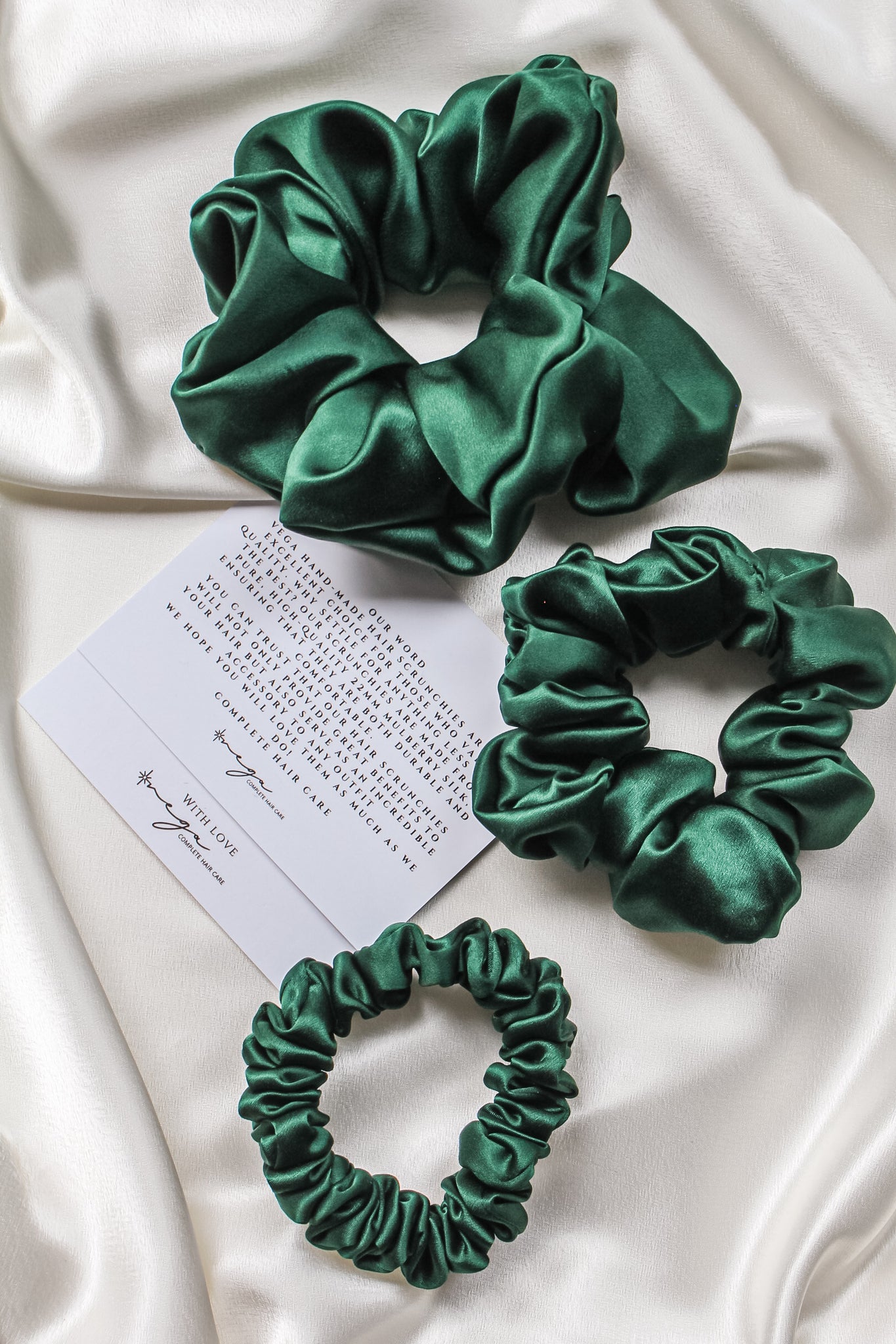 FOREST GREEN | 100% Mulberry Silk scrunchie