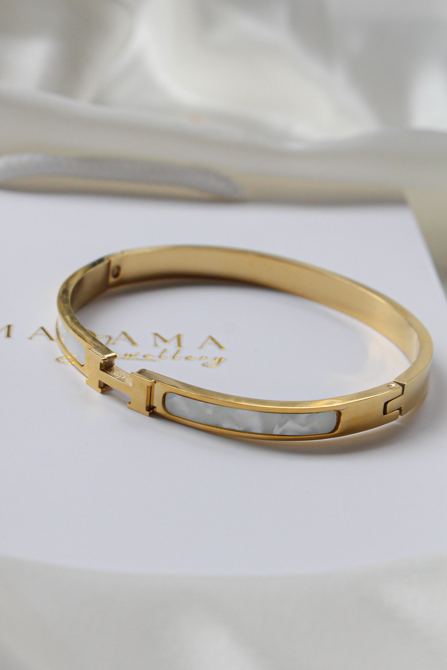 ARIA | Bangle