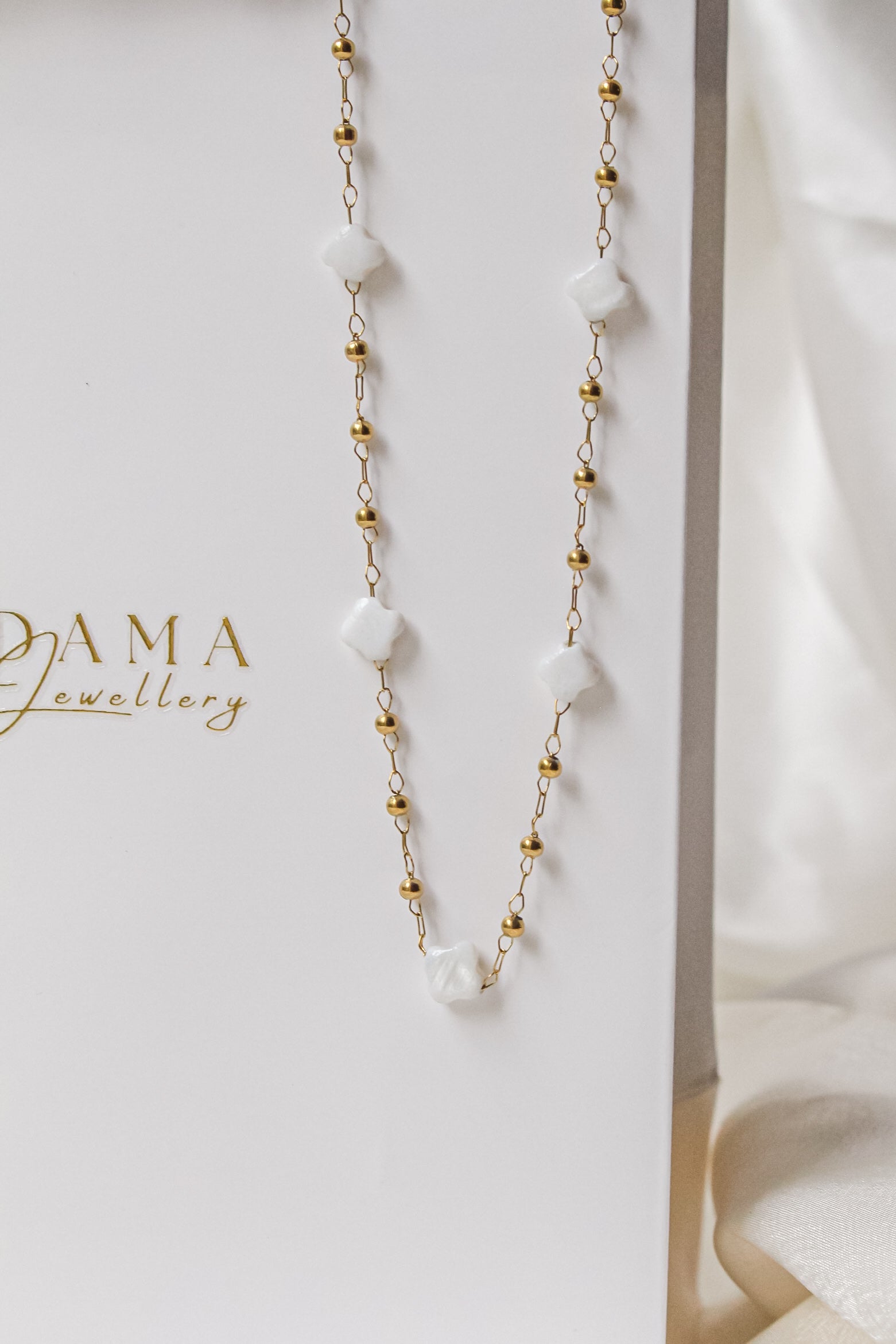 ANNA | Clover detailed necklace
