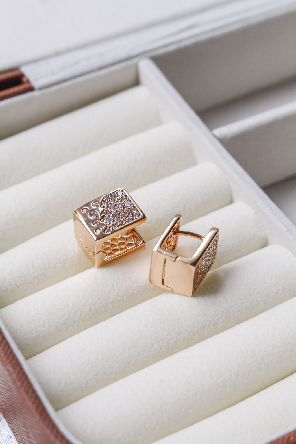SQUARE | Earrings