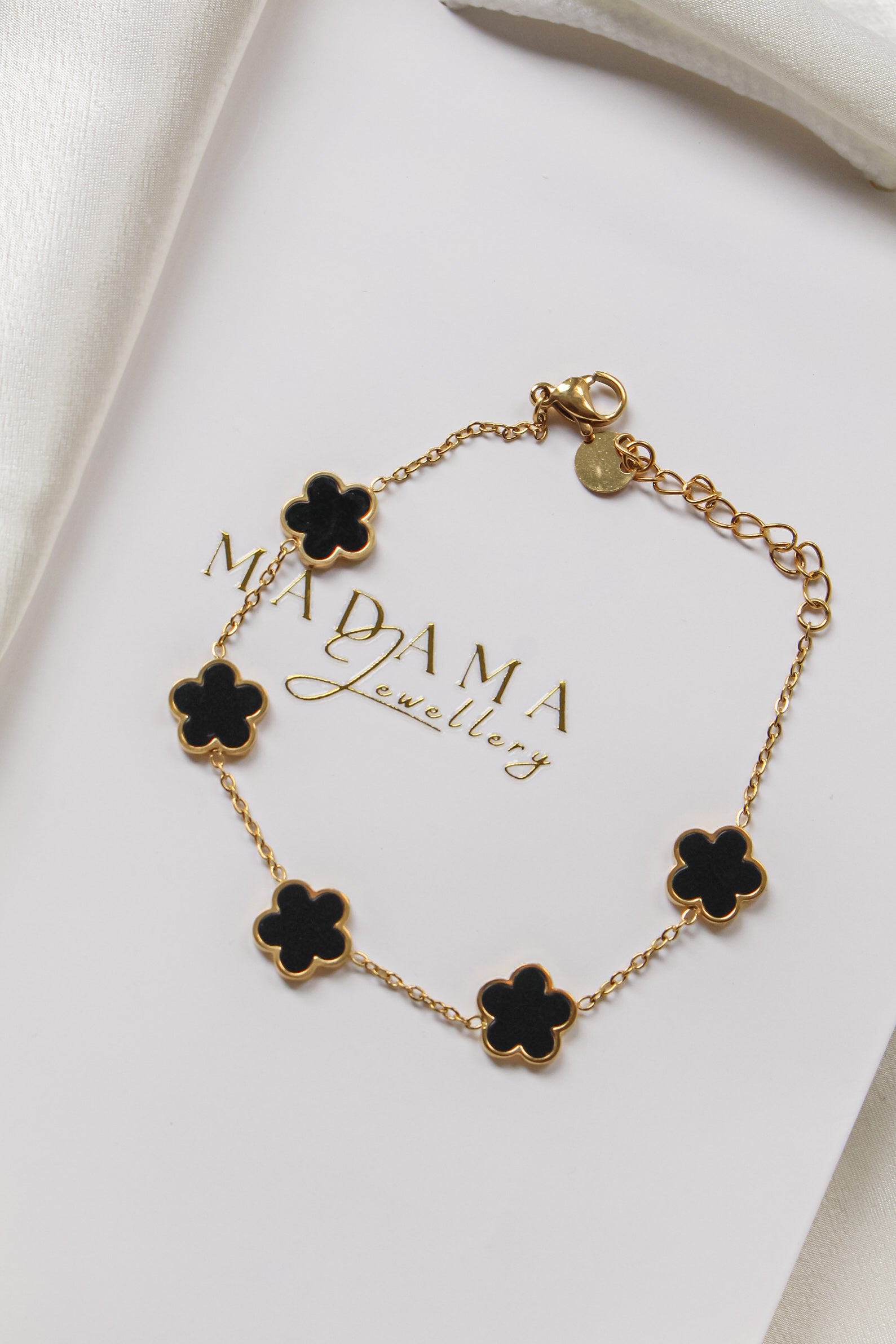EMMA | 1cm Clover Bracelet